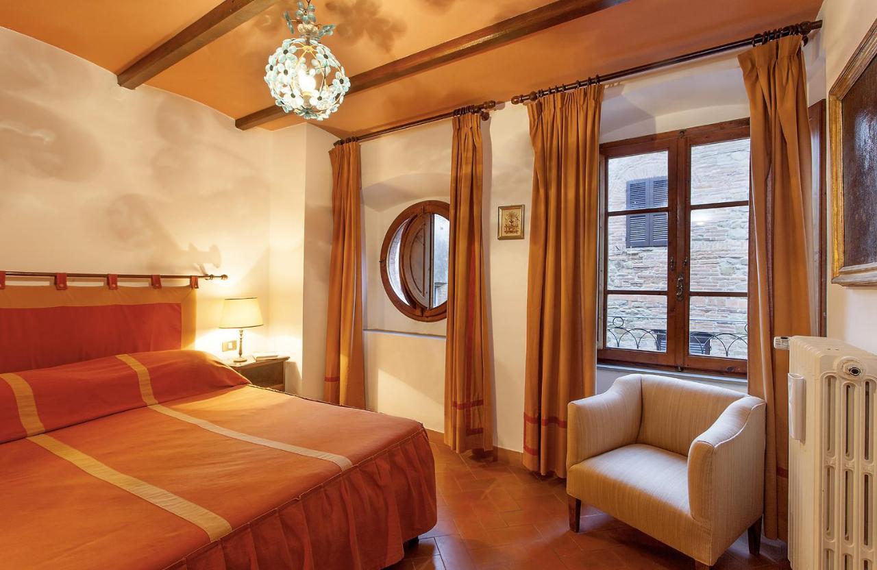 Relais Mastro Cinghiale Bed & Breakfast Paciano ภายนอก รูปภาพ